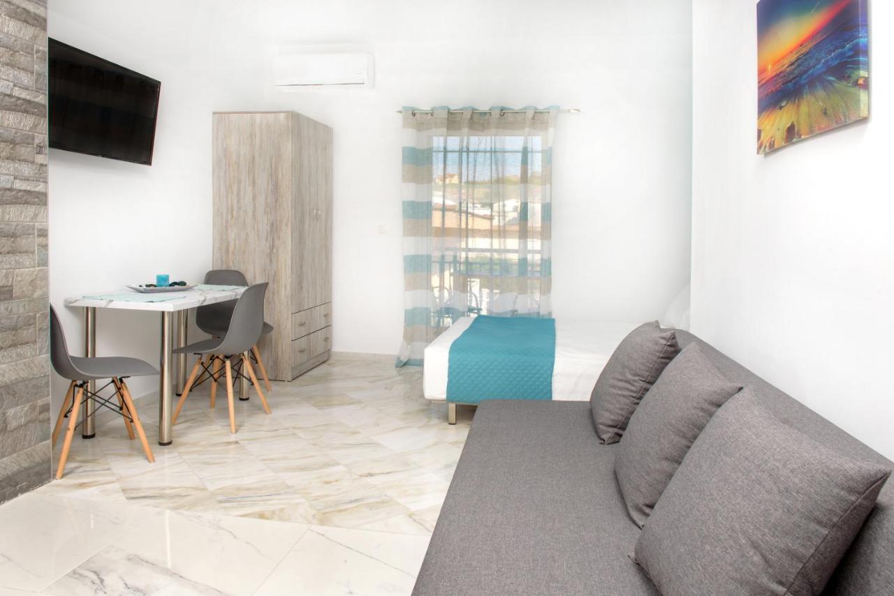 Xd Central Apartments Ierissos Exterior photo